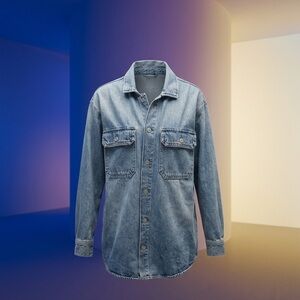 Gap size L Teen 18-20  Light Blue Denim Jacket Shirt Snap closure